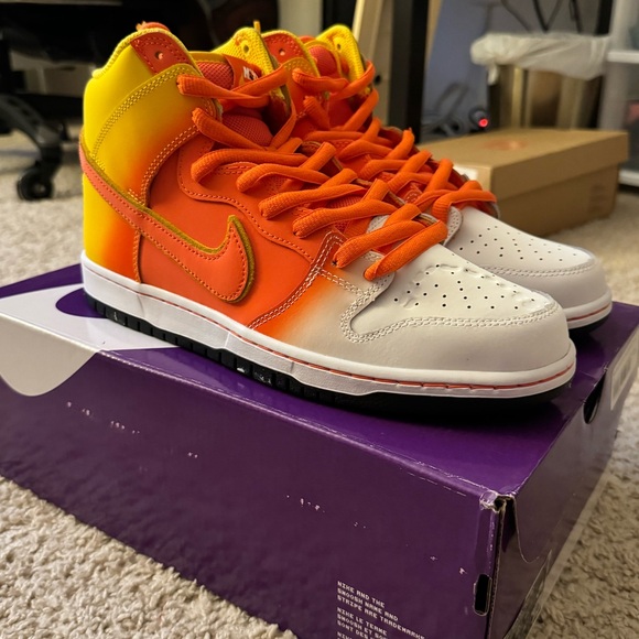 Nike SB Dunk High Pro Sweet Tooth Candy Corn - Picture 5 of 7